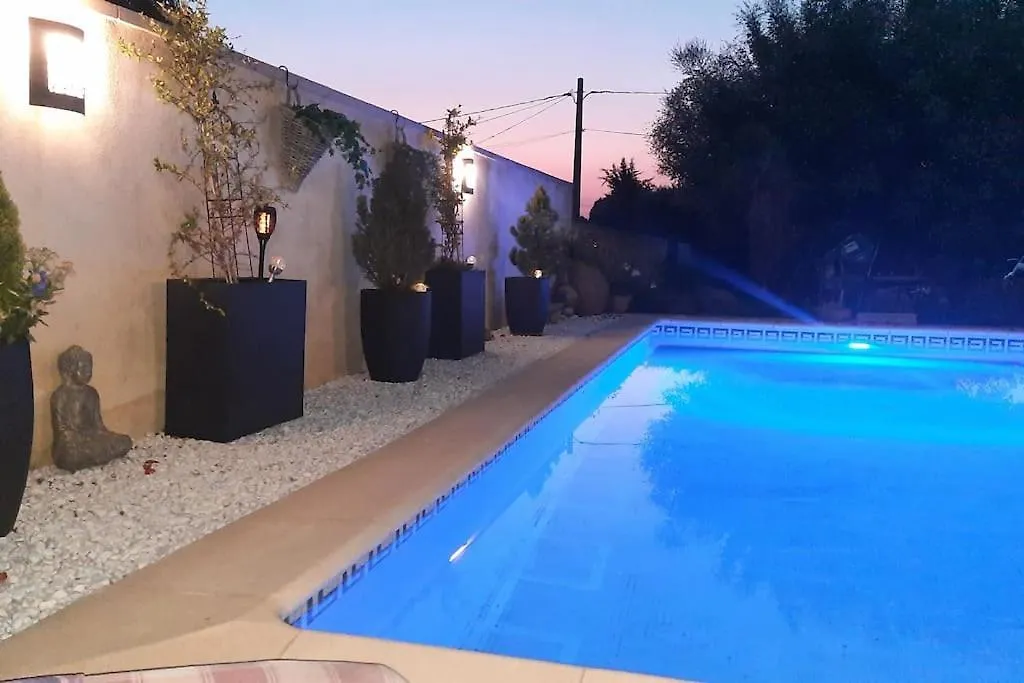 Holiday home Maisonnette En Campagne Au Calme Carpentras