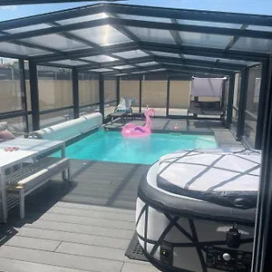 L'aurore De Charme, Clim Jacuzzi, Sauna, Piscine Chauffée Cuisine... Carpentras