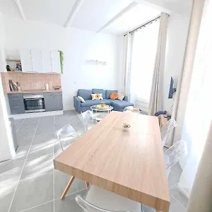 Apartamento Lumineux , Centre, Carpentras